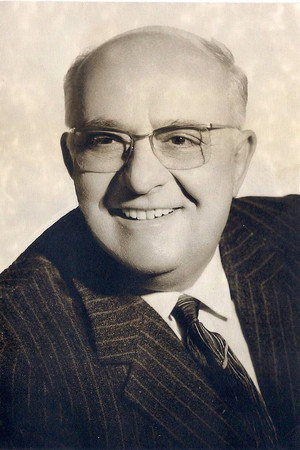 Alekos Sakellarios portrait