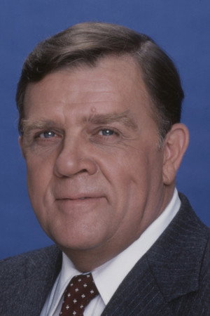 Pat Hingle portrait