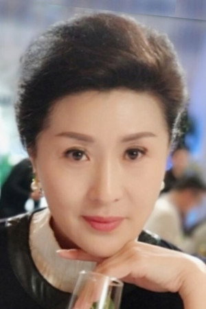 Yan Jingyao portrait