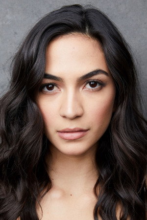 Natalee Linez portrait