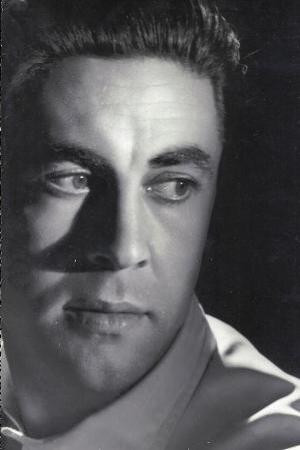 Carlos Miguel Solá portrait