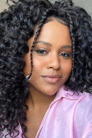 Duda Santos portrait