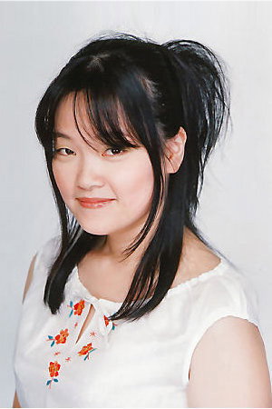 Hitomi portrait