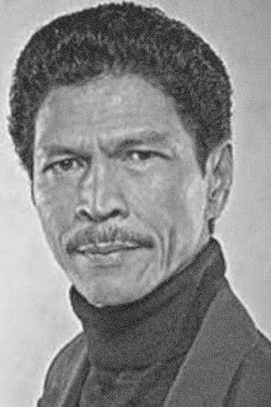 Eman Manan portrait
