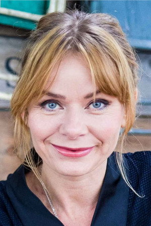 Anne Glad portrait