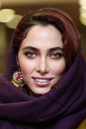 Paria Mojallaly portrait