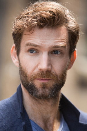 Simon Harrison portrait