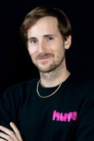 Nao Albet portrait
