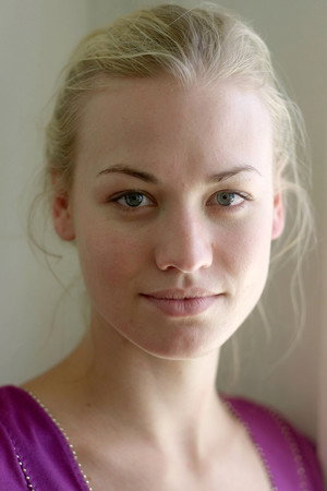Yvonne Strahovski portrait