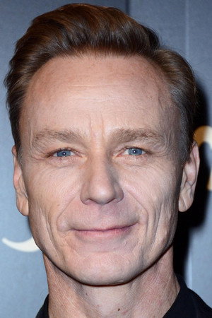 Ben Daniels portrait