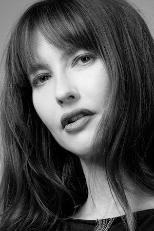 Alexia Landeau portrait