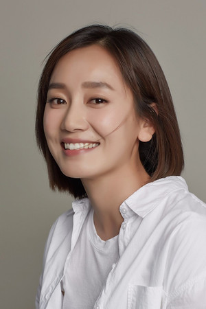 Dong Qing portrait