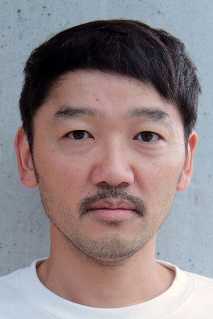 Kazunari Tosa portrait