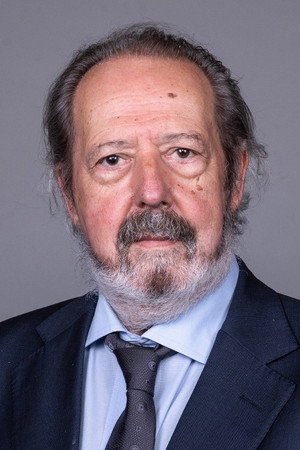 José Pacheco Pereira portrait
