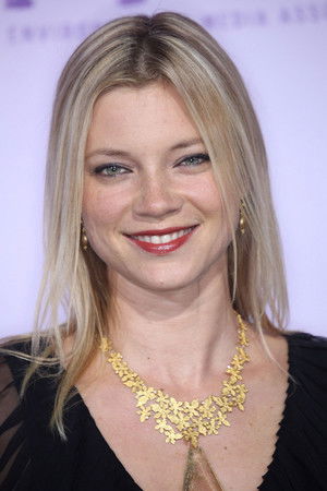 Amy Smart portrait