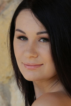 Nikki Stills portrait