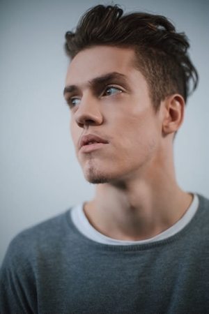 Robert Naylor portrait