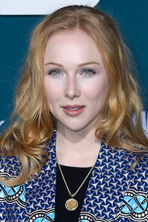 Molly C. Quinn portrait
