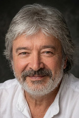Sinan Ecer portrait