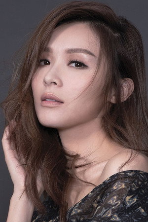 Ali Lee portrait