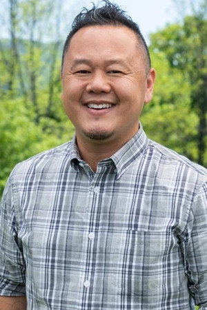 Jet Tila portrait