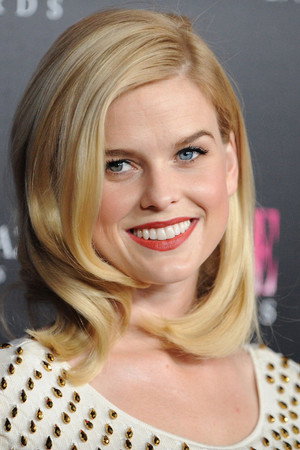 Alice Eve portrait