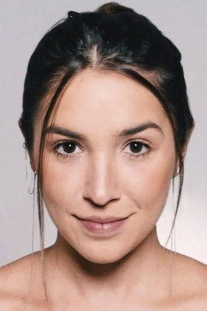 Luna Kruschewsky portrait