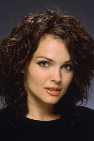 Dina Meyer portrait