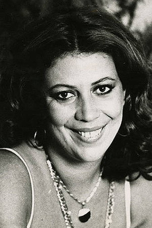 Beth Carvalho portrait