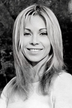 Erika Raffael portrait