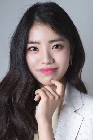 Kim Hwan-hee portrait