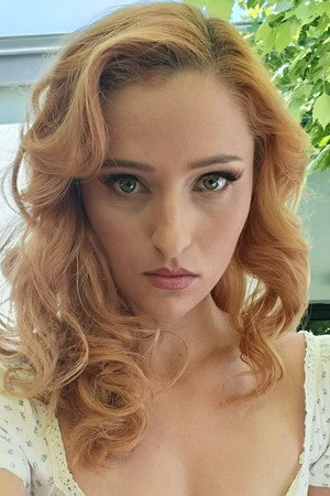 Lucianna Lucci portrait