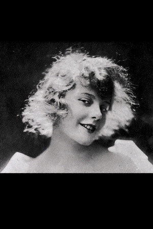 Simone Sandre portrait