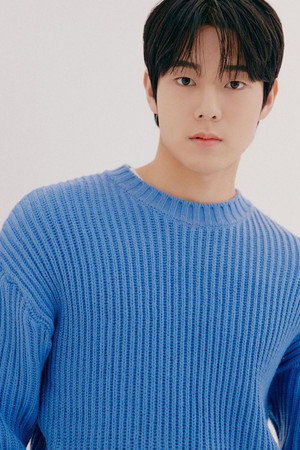 Yoo Jung-hoo portrait
