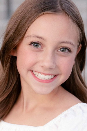 Scarlett Hazen portrait