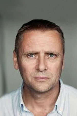 Mark Powley portrait