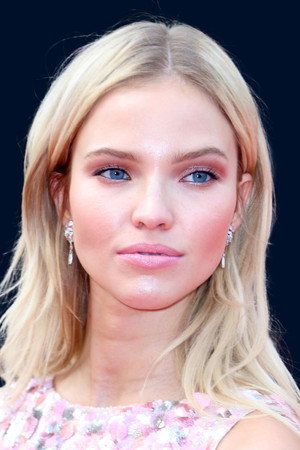Sasha Luss portrait