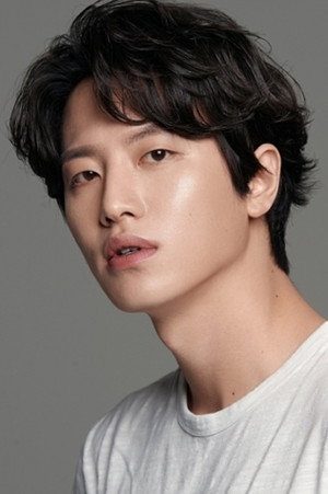 Yang Jae-hyun portrait