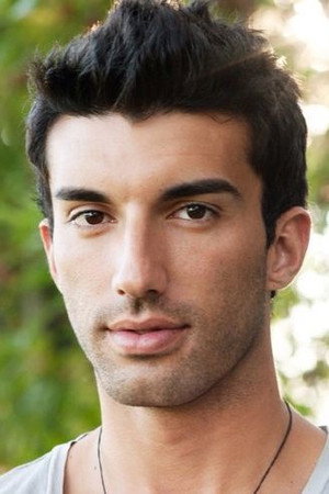 Justin Baldoni portrait