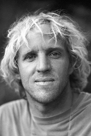 Julián Azulay portrait