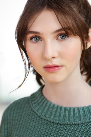 Madelyn Grace portrait
