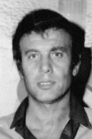 Enver Özer portrait