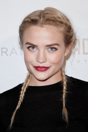 Maddie Hasson portrait