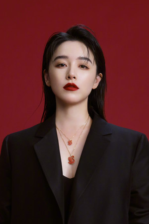 Kan Qingzi portrait