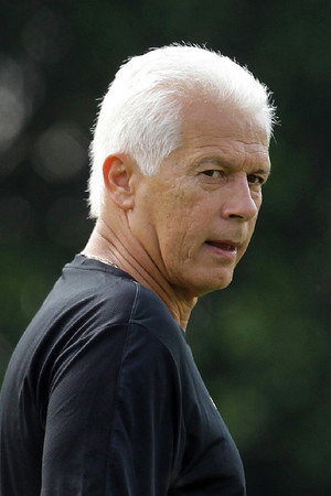 Emerson Leão portrait