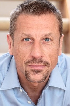 Robert Weiss portrait