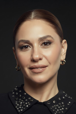 Evrim Alasya portrait