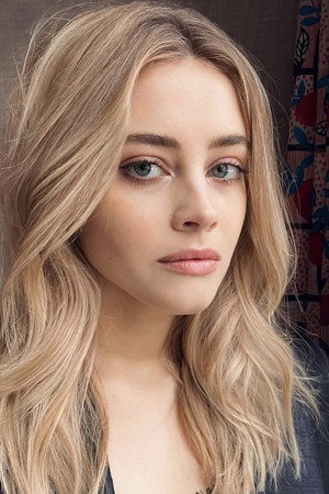 Josephine Langford portrait