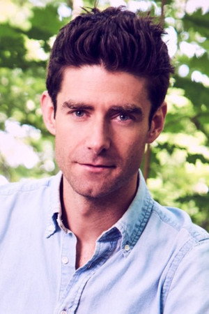 Drew Gehling portrait