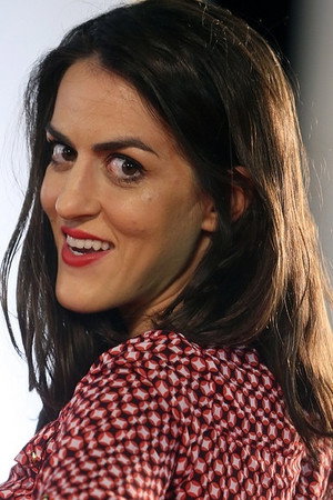 Luciana Paes portrait